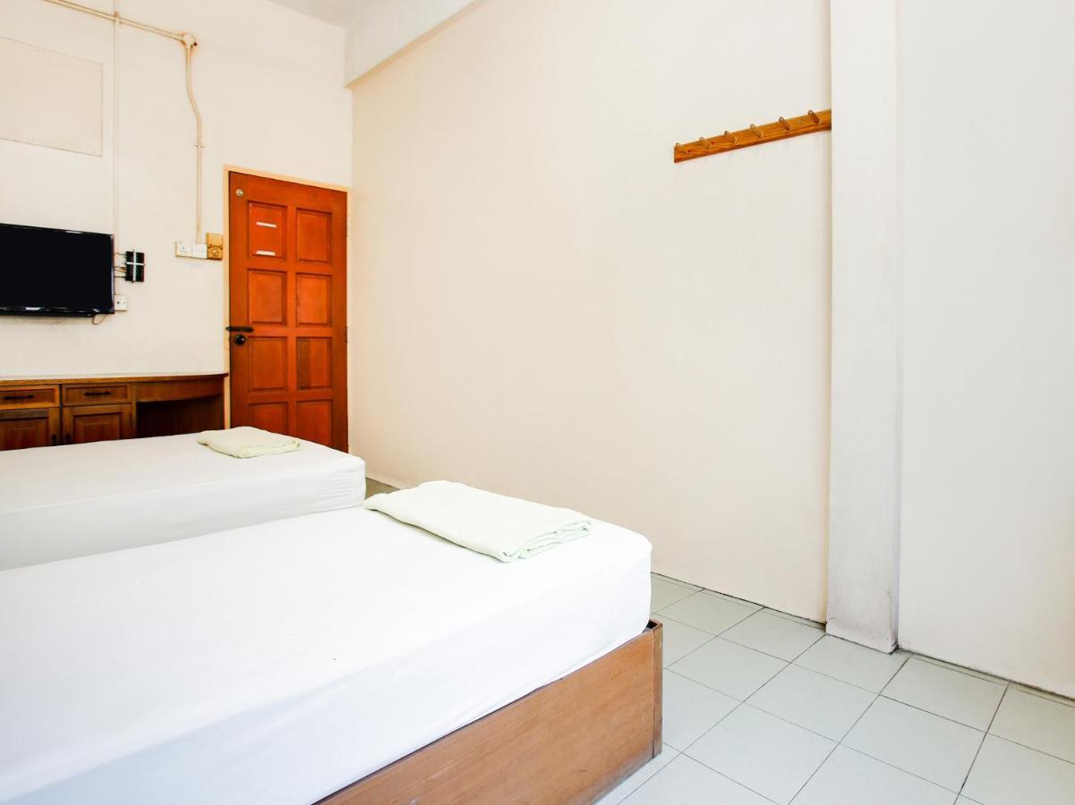 Spot On 89626 Hotel Dinar Sabak Bernam Luaran gambar