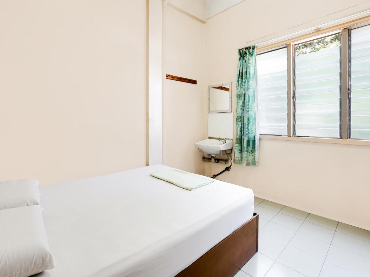 Spot On 89626 Hotel Dinar Sabak Bernam Luaran gambar